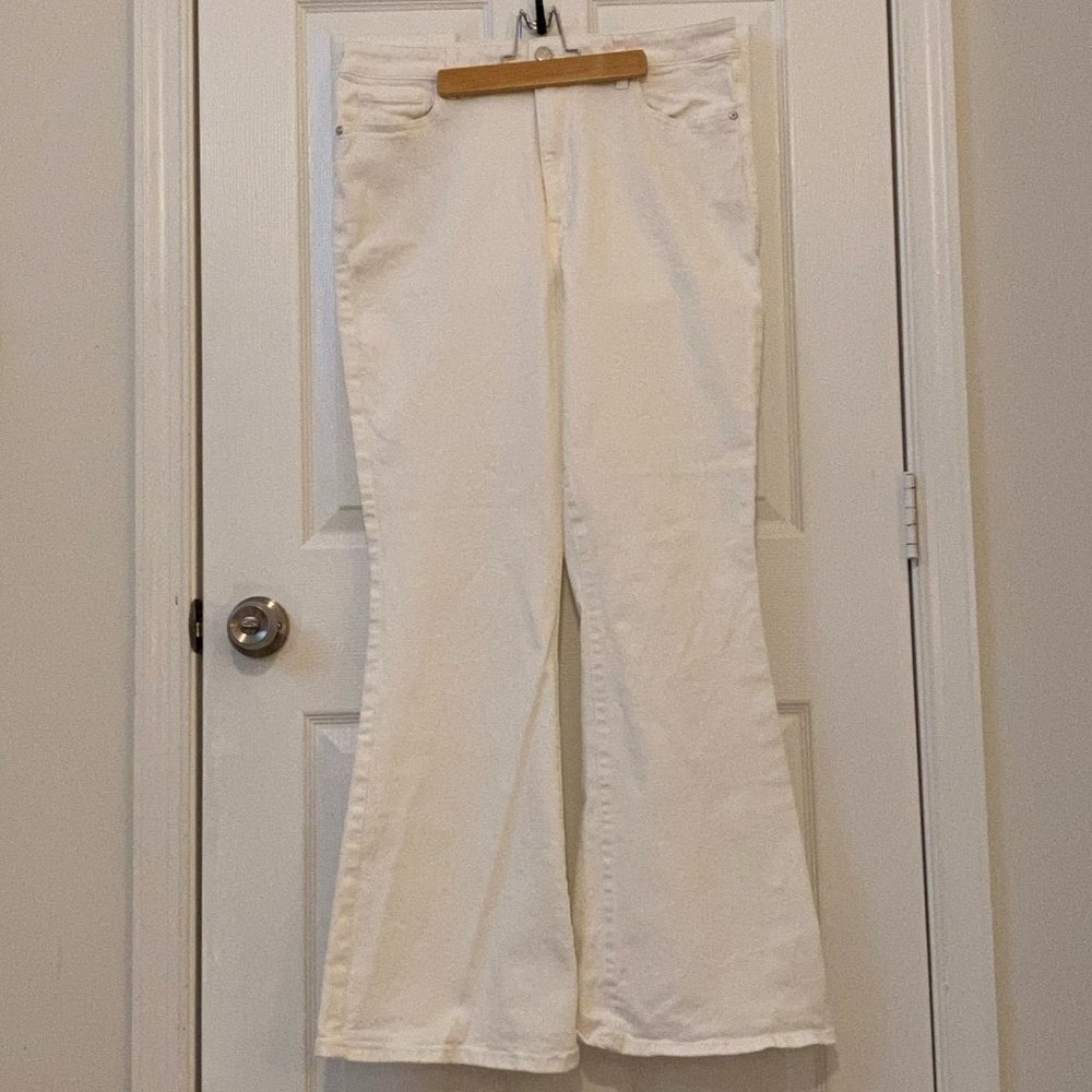 Elizabeth and James - High Waisted Flare Jeans